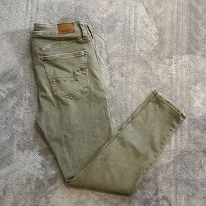 American Eagle Outfitters Skinny Jeans in Sage Green